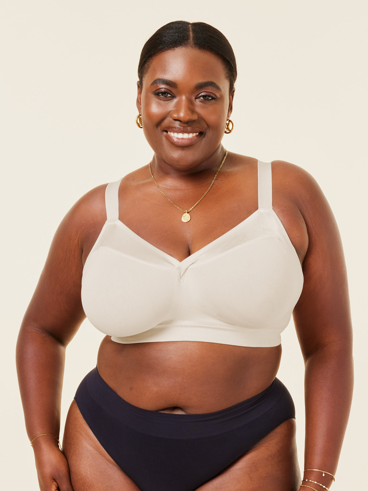 White Knit Bralet Best Bra for Saggy Breasts After Breastfeeding